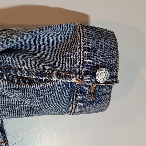 Banana Republic Raw Hem Denim Stylist Jacket Sz S - Picture 5 of 9
